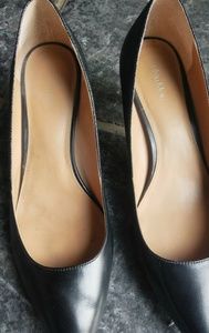 Calvin Klein Patna black heels size 9.5
